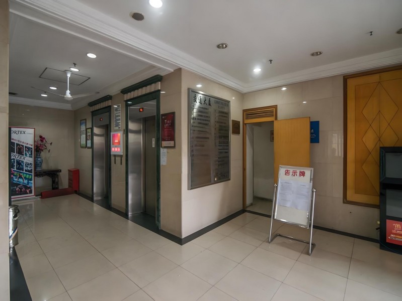 交通大厦电梯厅