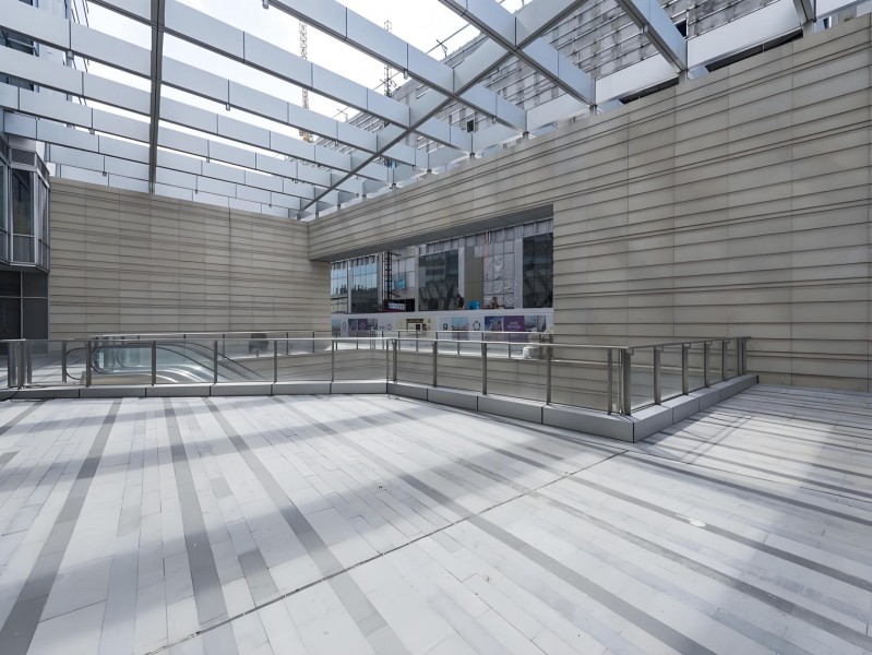 中海国际中心外立面