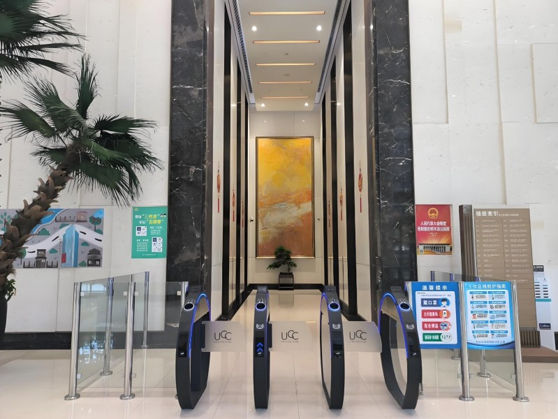 城汇大厦（国企楼盘）电梯厅