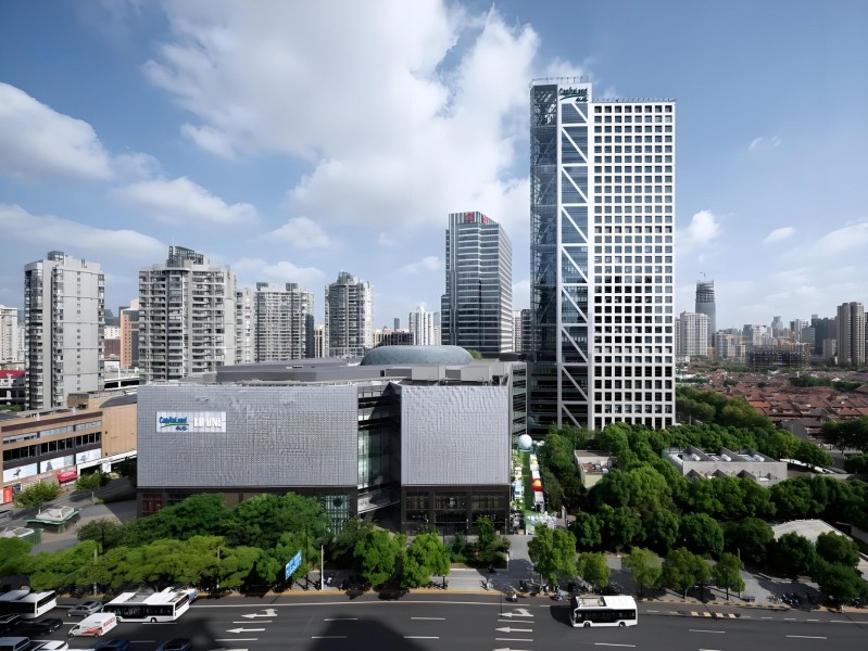 凯德晶萃广场外立面