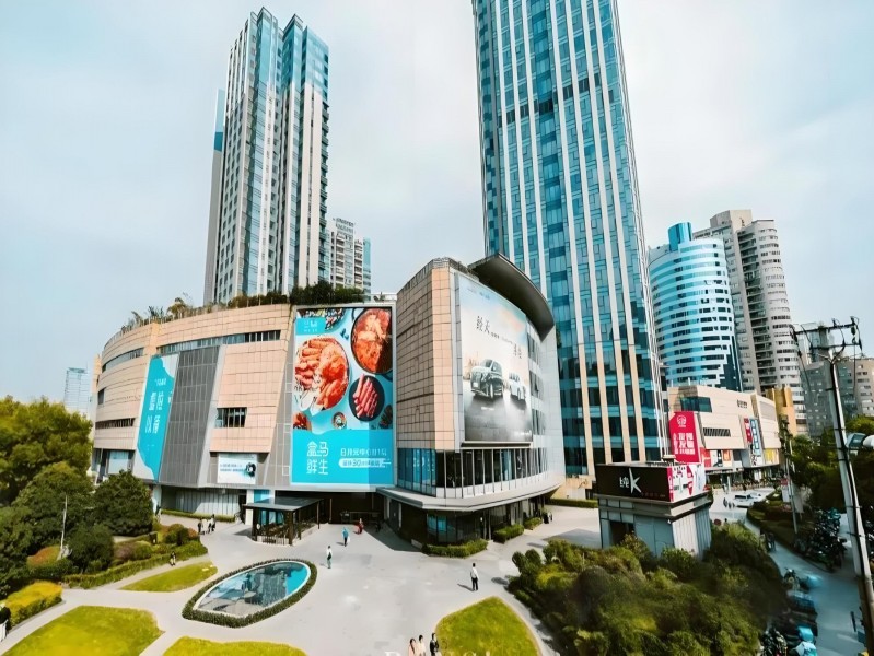 日月光中心外立面