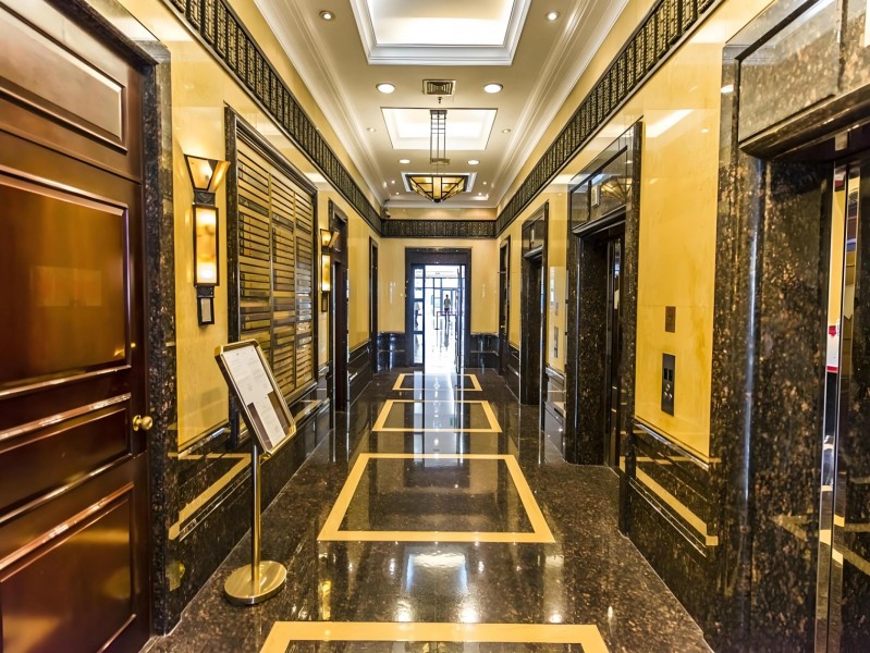 泰丰大厦(广东发展银行大厦)电梯厅