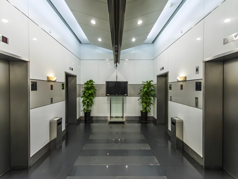 金玉兰广场电梯厅