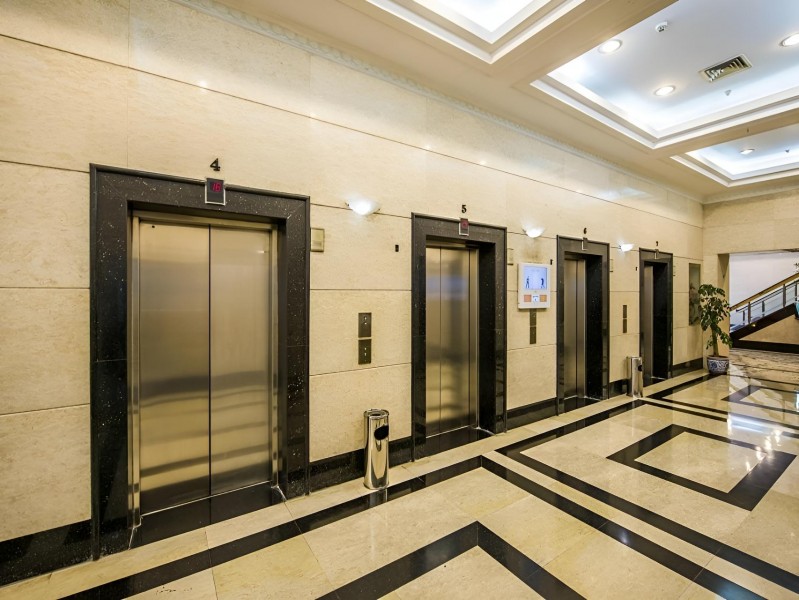 上海工商联大厦电梯厅