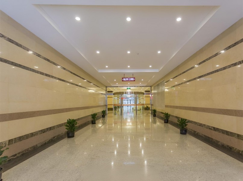 久事商务大厦(国企楼盘)大堂