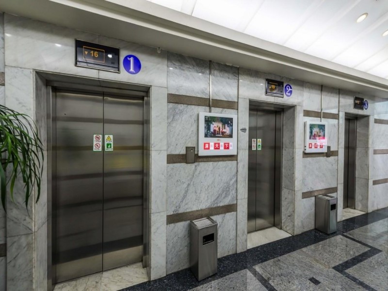 解放日报大厦(南京东路地铁站)电梯厅